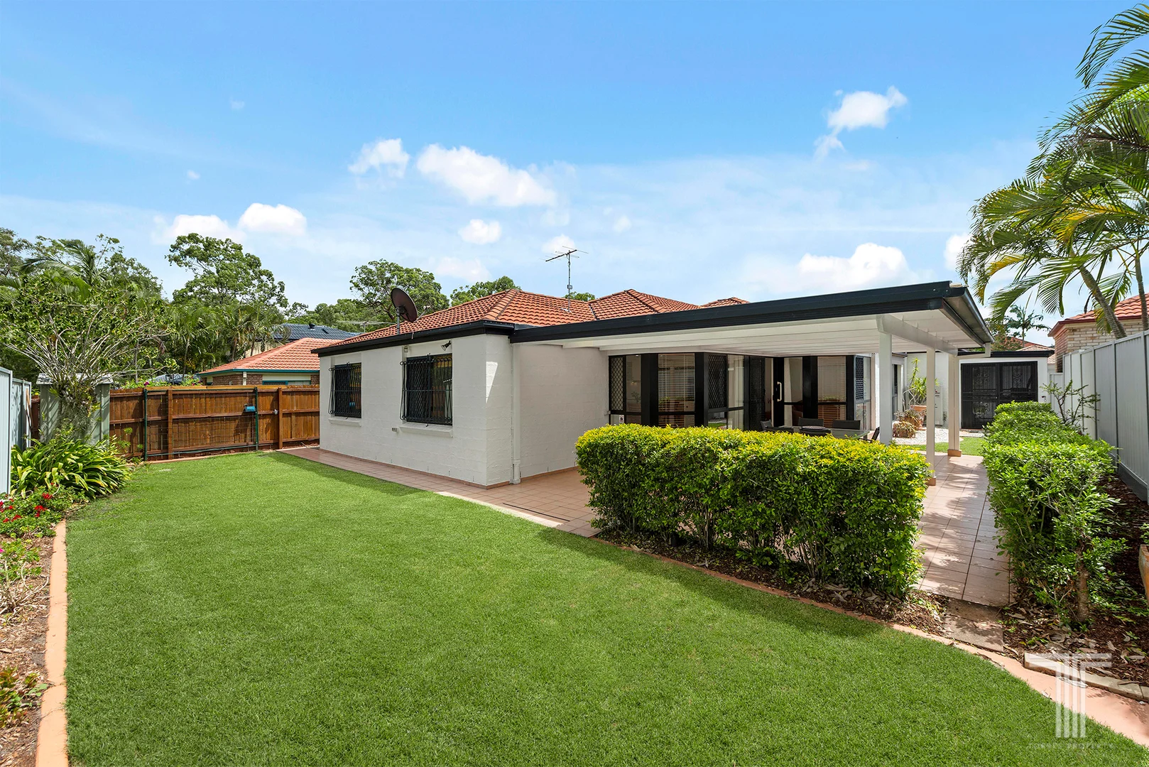 Additional image 16 of 6 Coventry Cct, Carindale QLD 4152