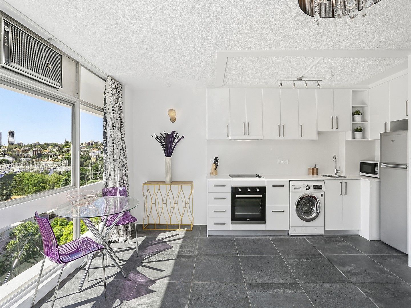 1 bedrooms Apartment / Unit / Flat in 63/41-49 Roslyn Gardens ELIZABETH BAY NSW, 2011