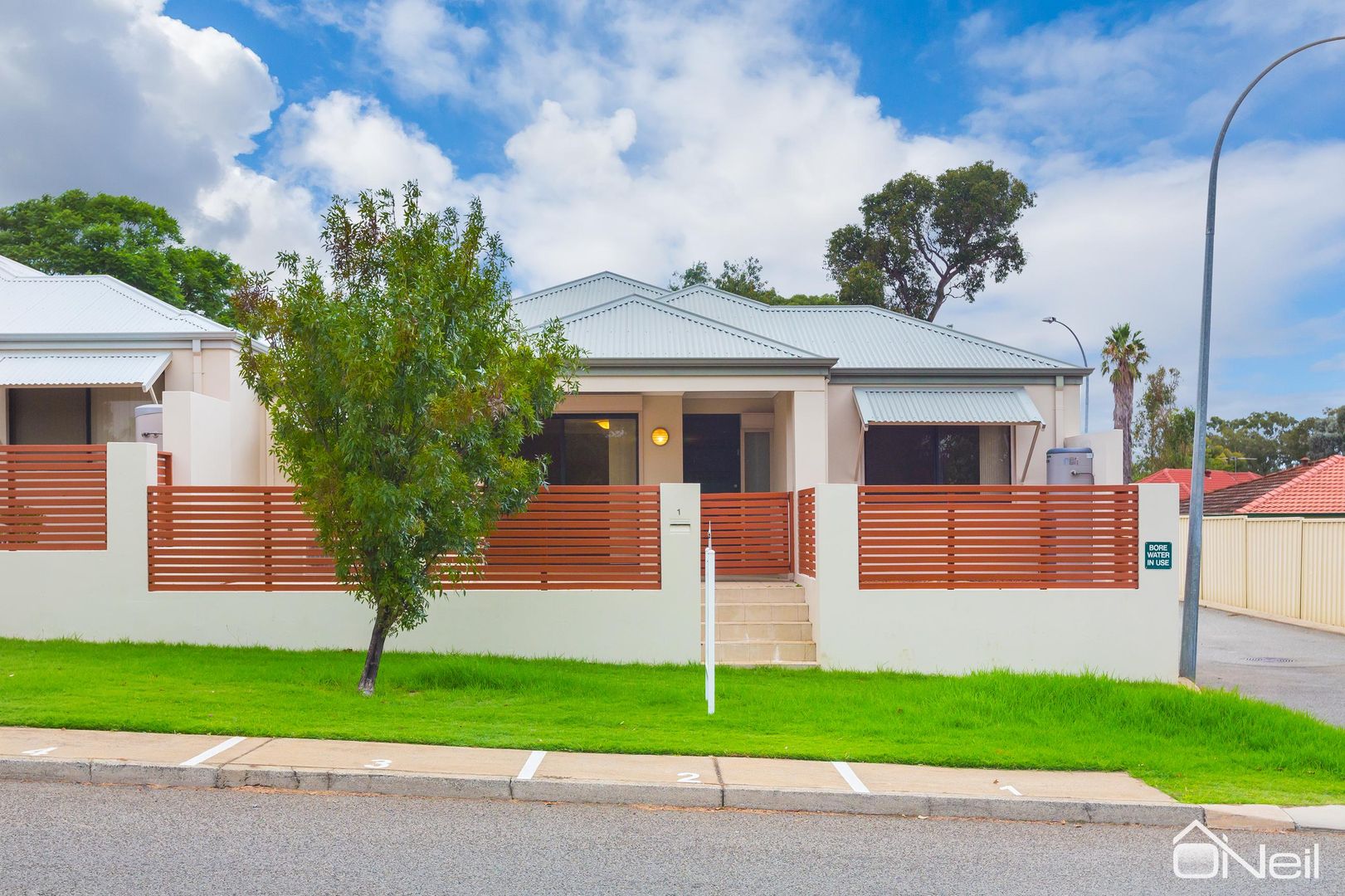 1/17 Sinclair Street, Armadale WA 6112, Image 2