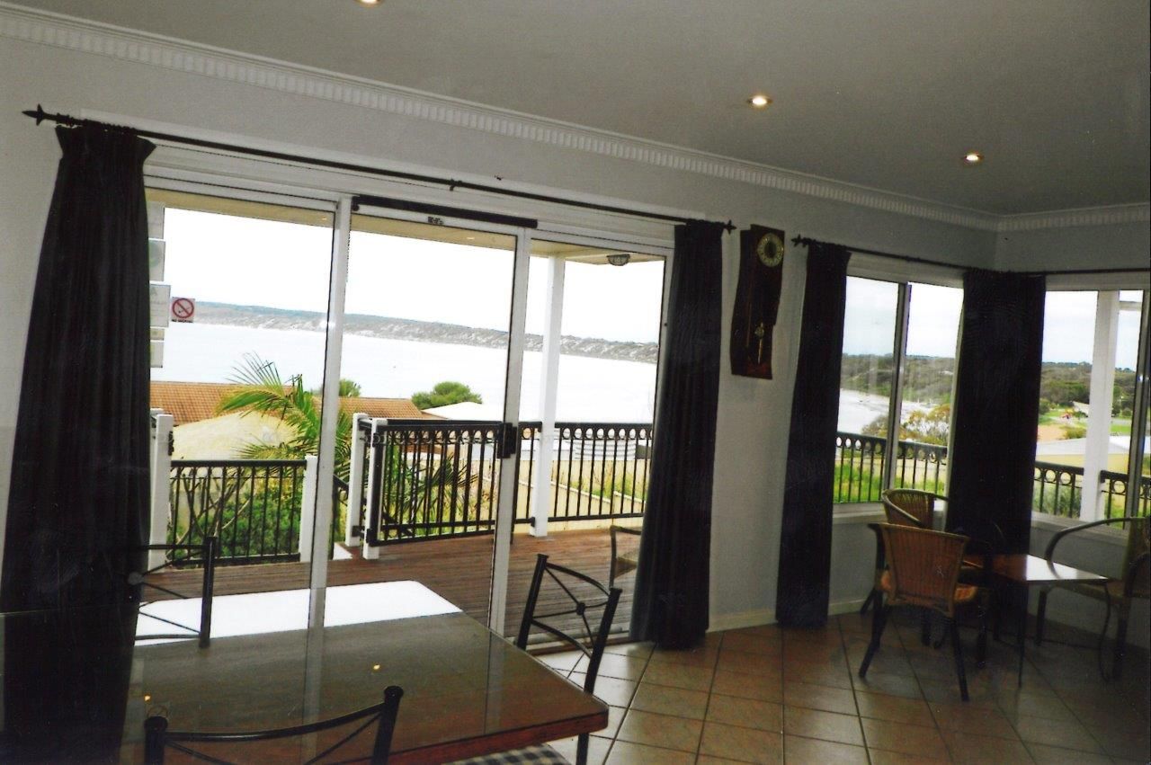 26 Hawthorn Avenue, Emu Bay SA 5223, Image 2