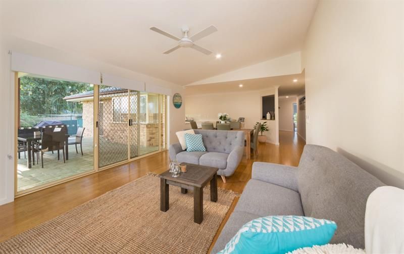 5 Bream Cl, Emerald Beach NSW 2456, Image 2