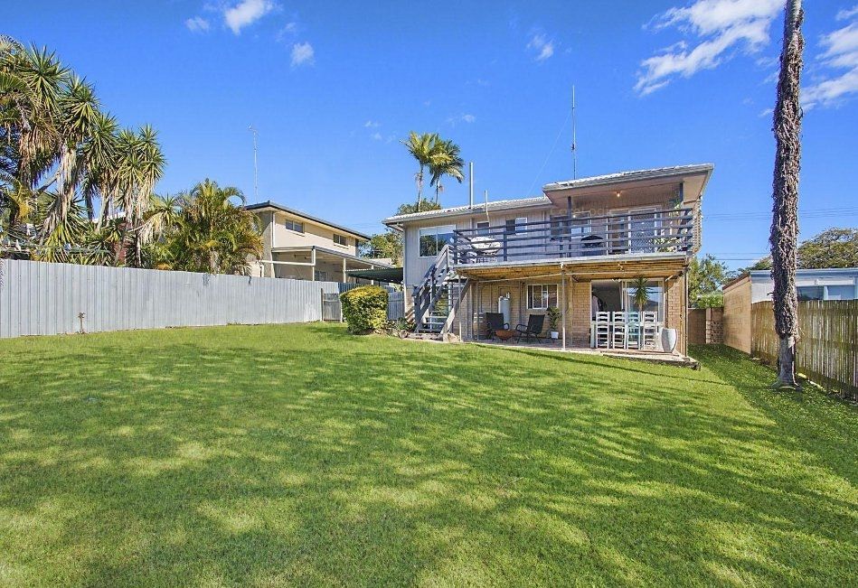 4 bedrooms House in 20 Bambarra Street SOUTHPORT QLD, 4215