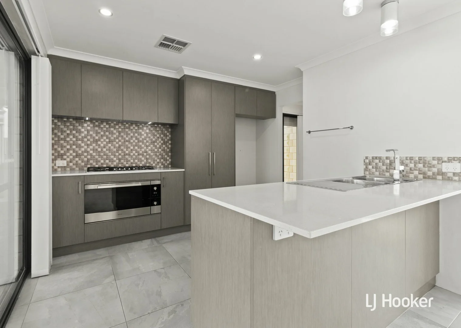 Additional image 15 of 91 Portobello Parade, Wellard WA 6170