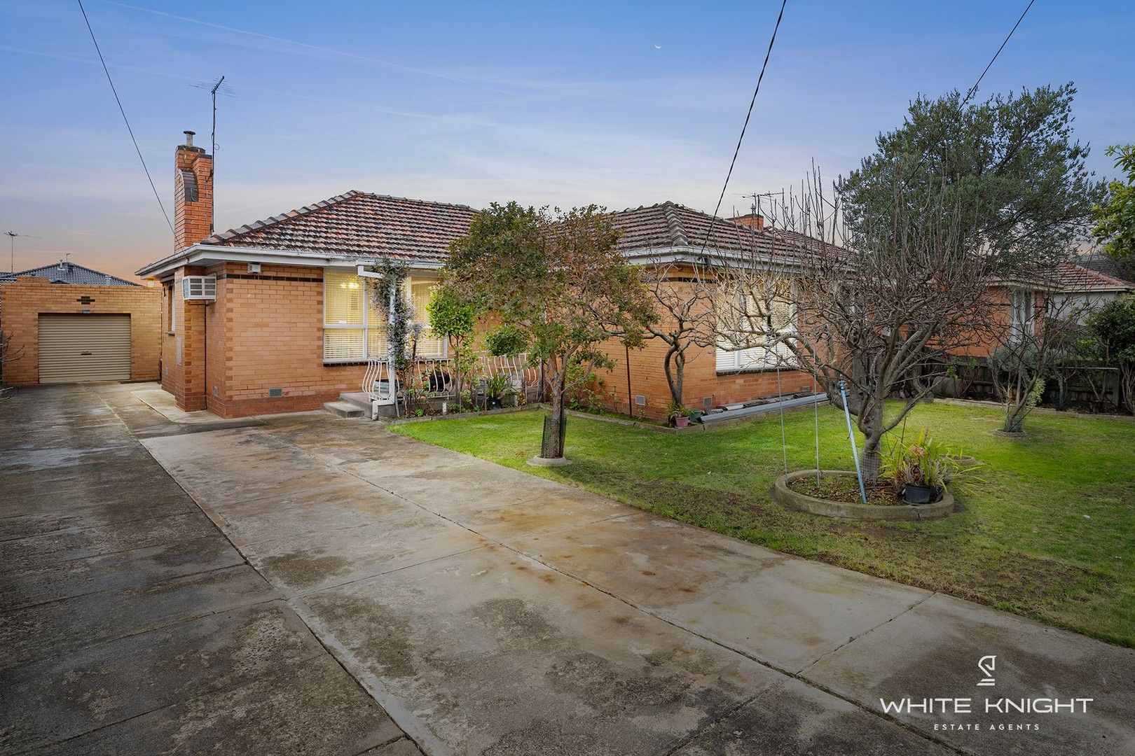 3 bedrooms House in 3 Brown Street AVONDALE HEIGHTS VIC, 3034