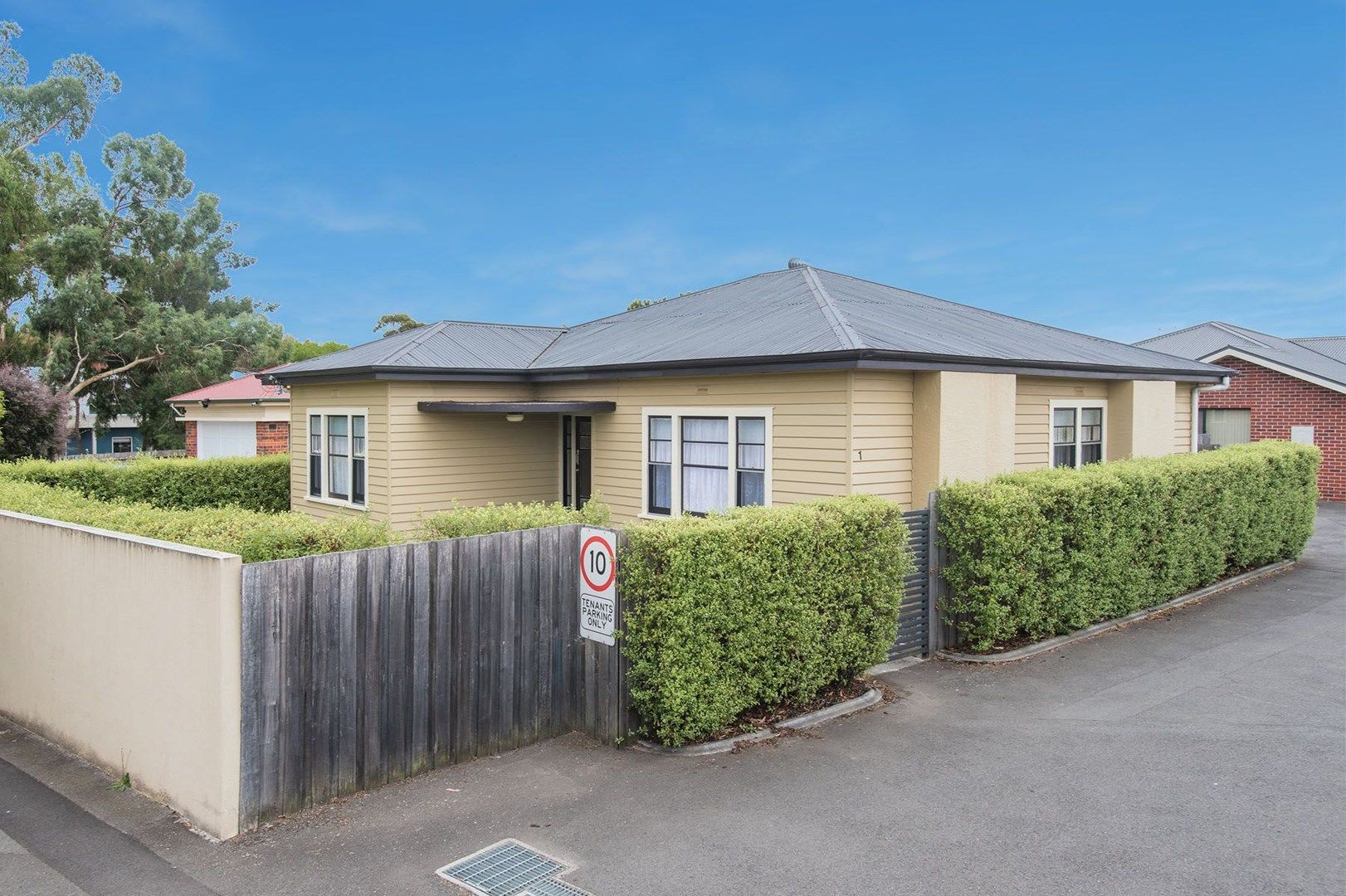 1/10 - 12 Plumer Street, Mowbray TAS 7248, Image 0