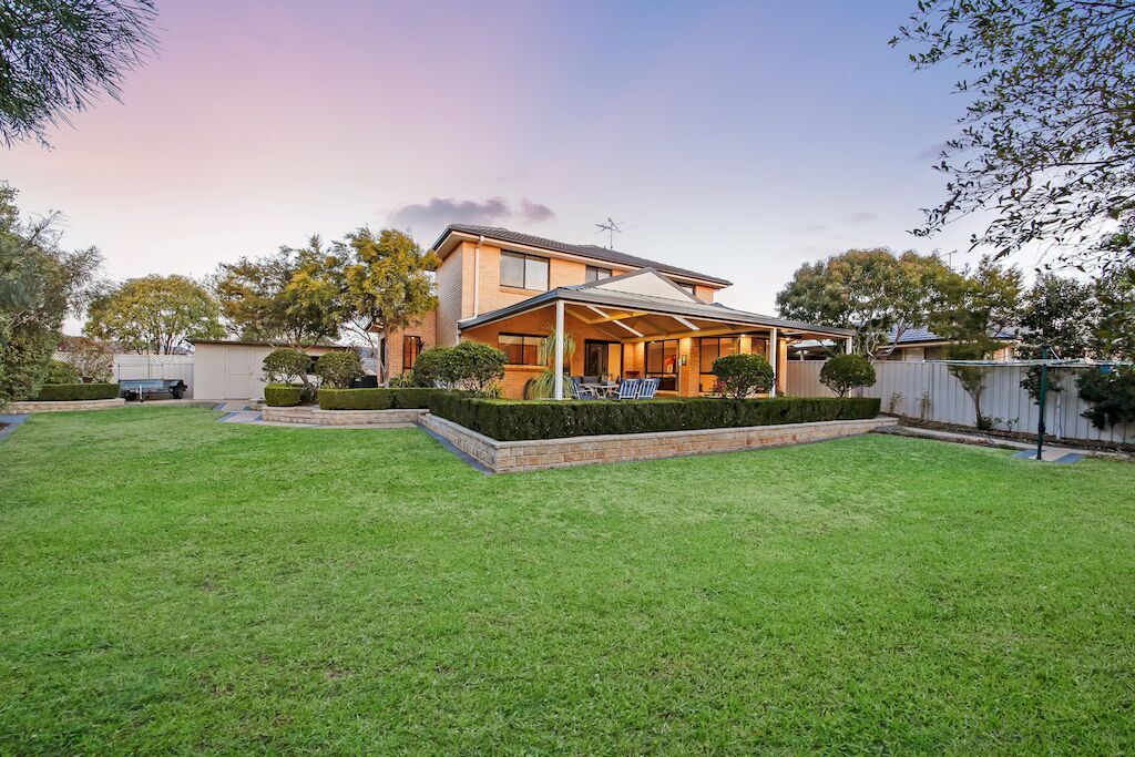 1 Lincoln Grove, Harrington Park Property History & Address Research