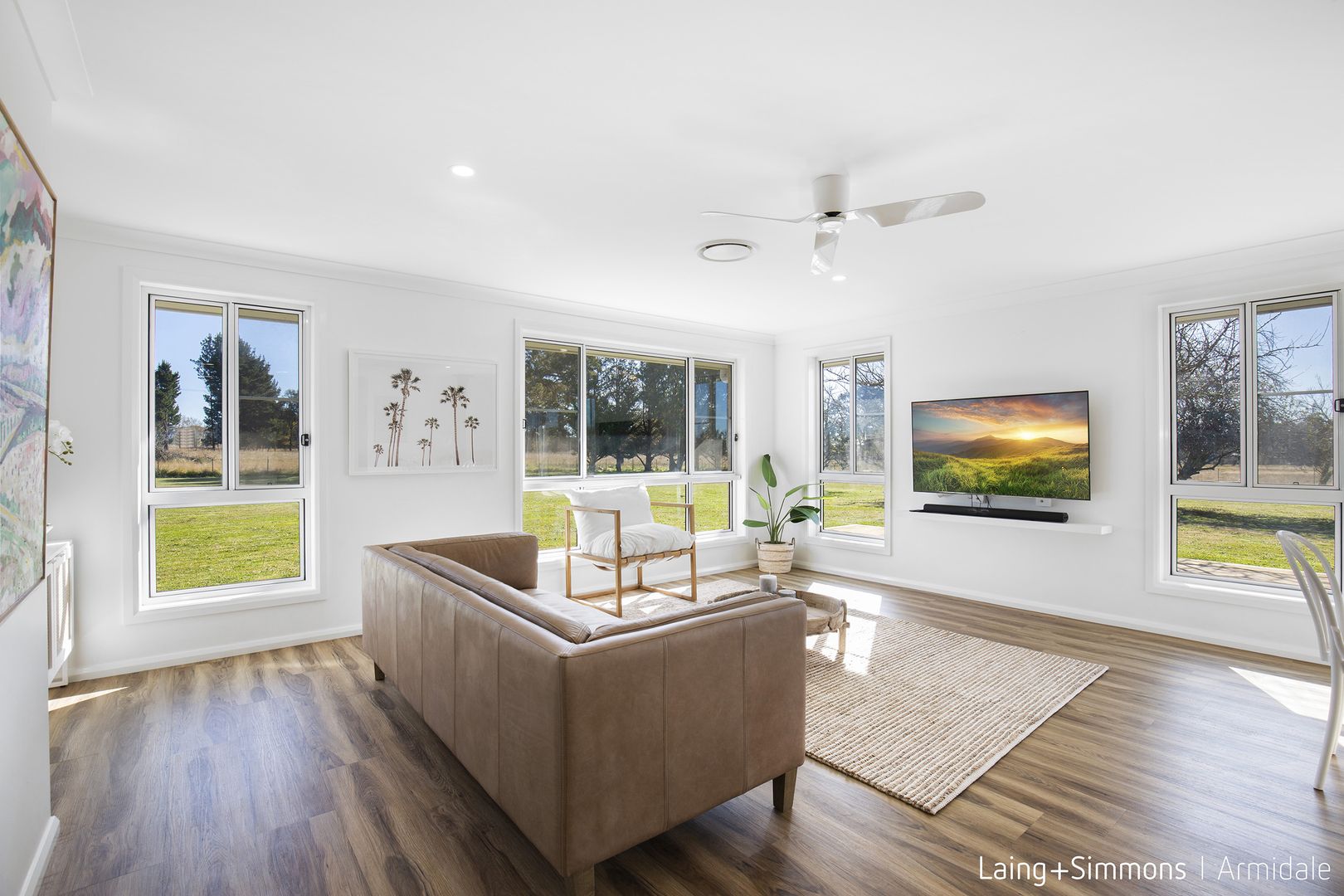 99 Dumaresq Road, Armidale NSW 2350, Image 2