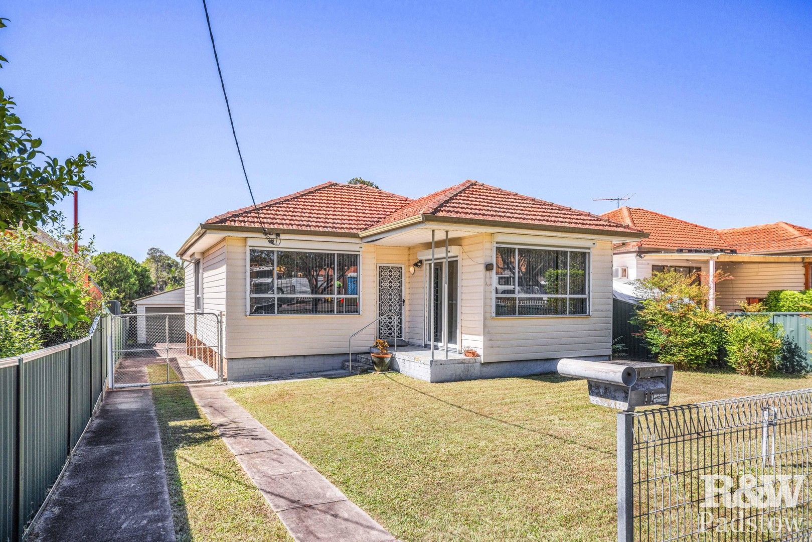11 Hydrae Street, Revesby NSW 2212, Image 0