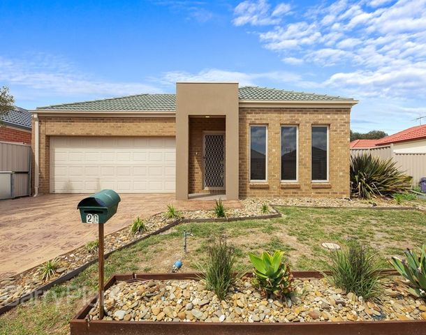 28 Barringo Way, Caroline Springs VIC 3023