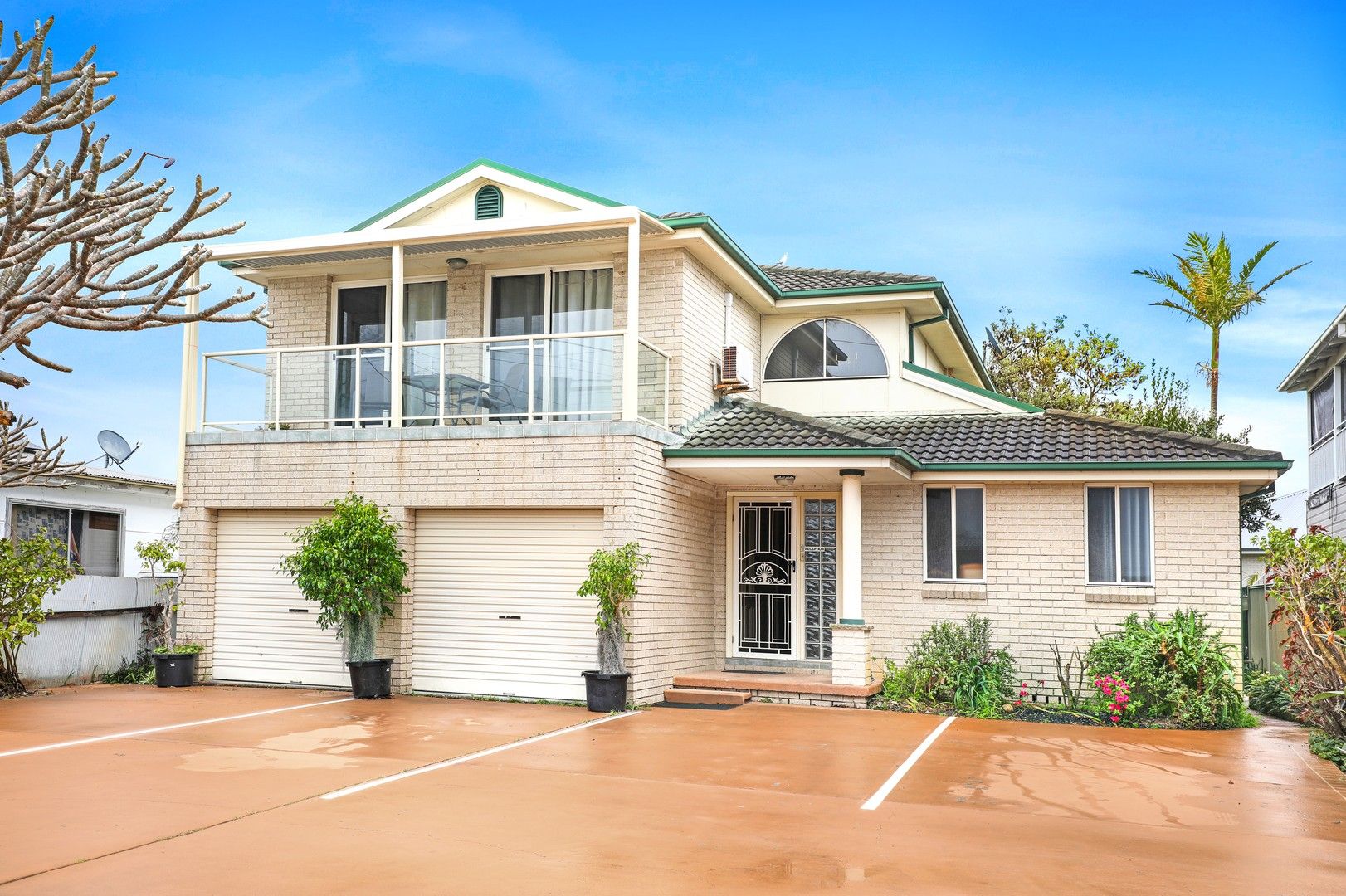 5 bedrooms House in 54 Oakland Avenue WINDANG NSW, 2528