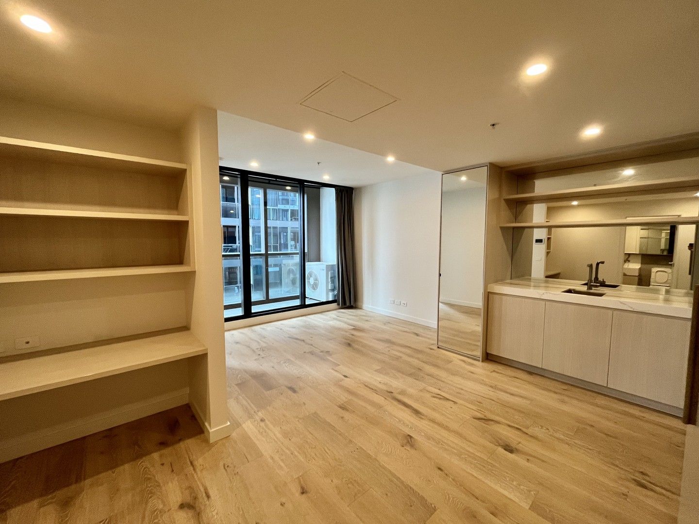 1 bedrooms Apartment / Unit / Flat in 1211/105 Batman street WEST MELBOURNE VIC, 3003