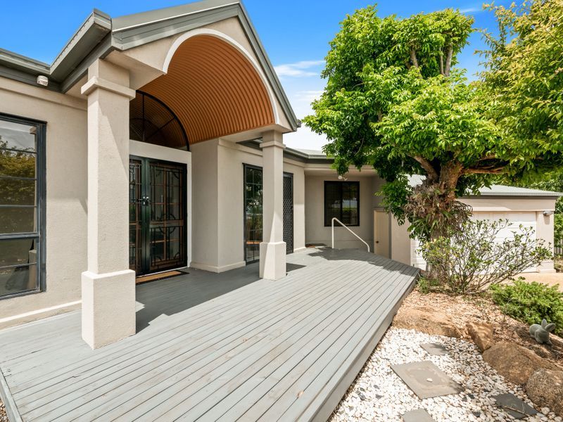 30 Sweetapple Crescent, Centenary Heights QLD 4350, Image 0