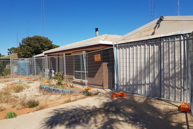 Picture of 19 West Road, WAIKERIE SA 5330