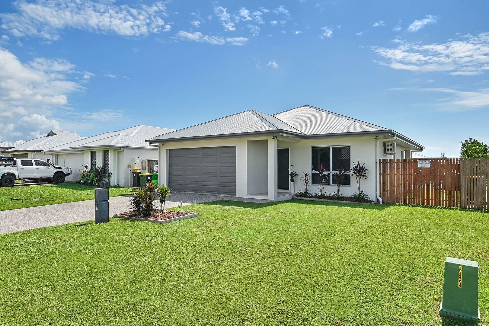 10 Salonika Circuit, Bushland Beach QLD 4818, Image 0