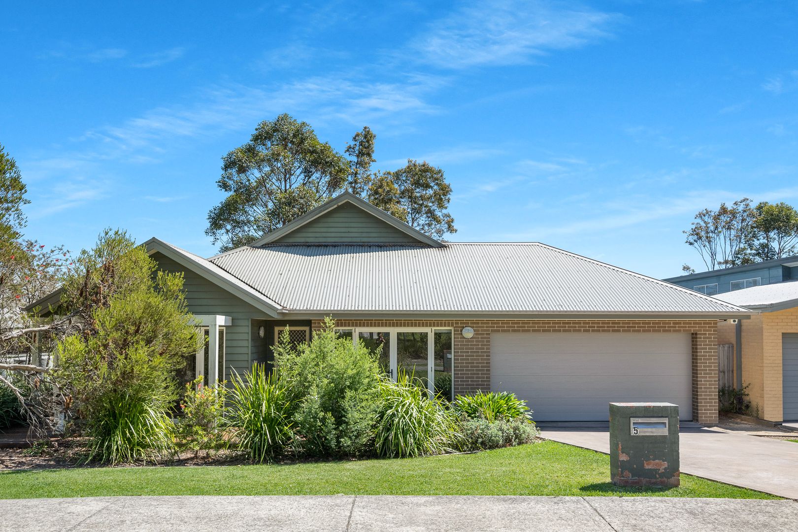 5 Bayswood Avenue, Vincentia Property History & Address Research Domain