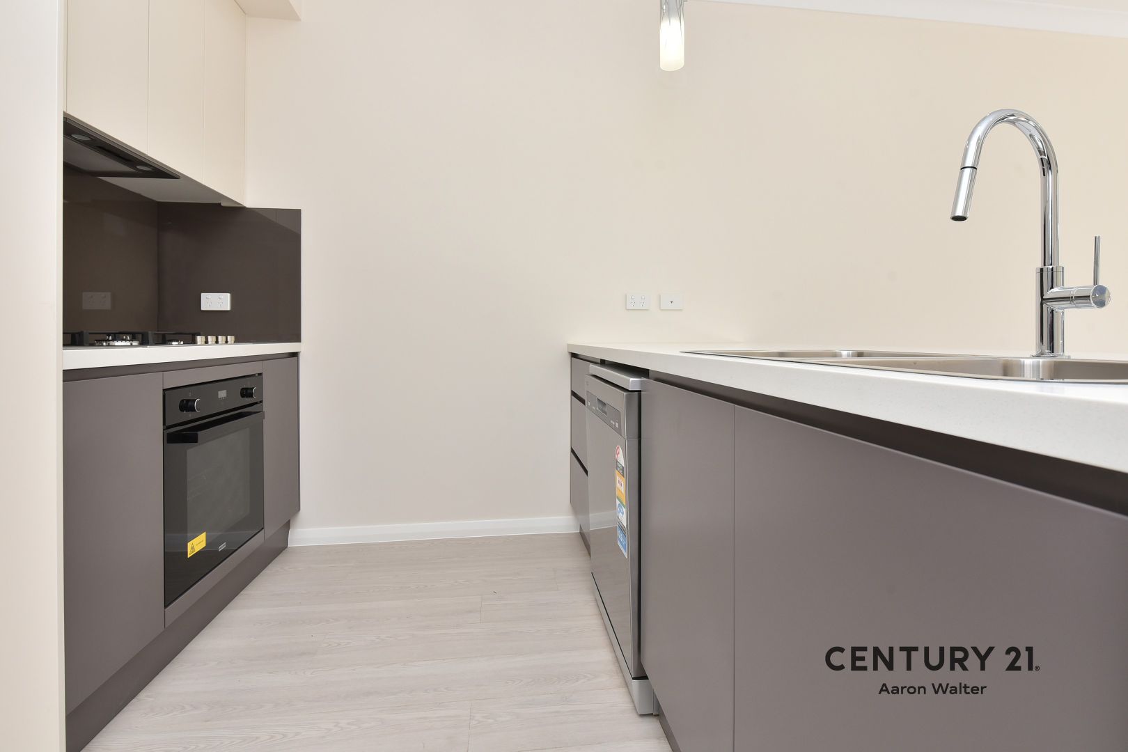 13b Gracie Avenue, Cameron Park NSW 2285 Duplex For Rent 680 Domain