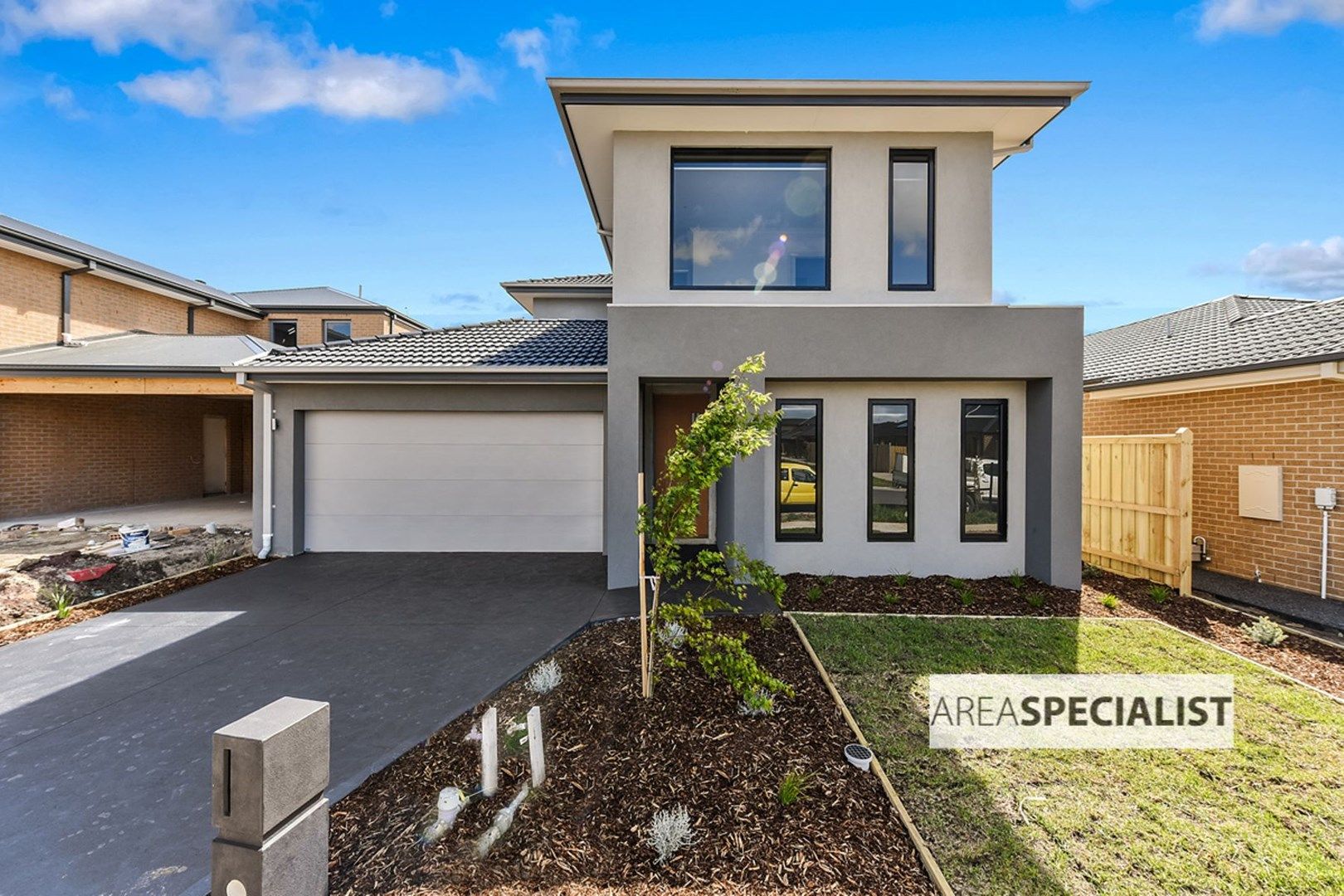39 Moxham Drive, Clyde North VIC 3978, Image 0