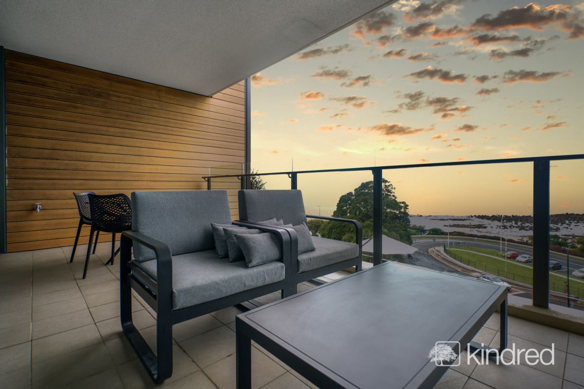 402/101 Marine Parade, Redcliffe QLD 4020, Image 1