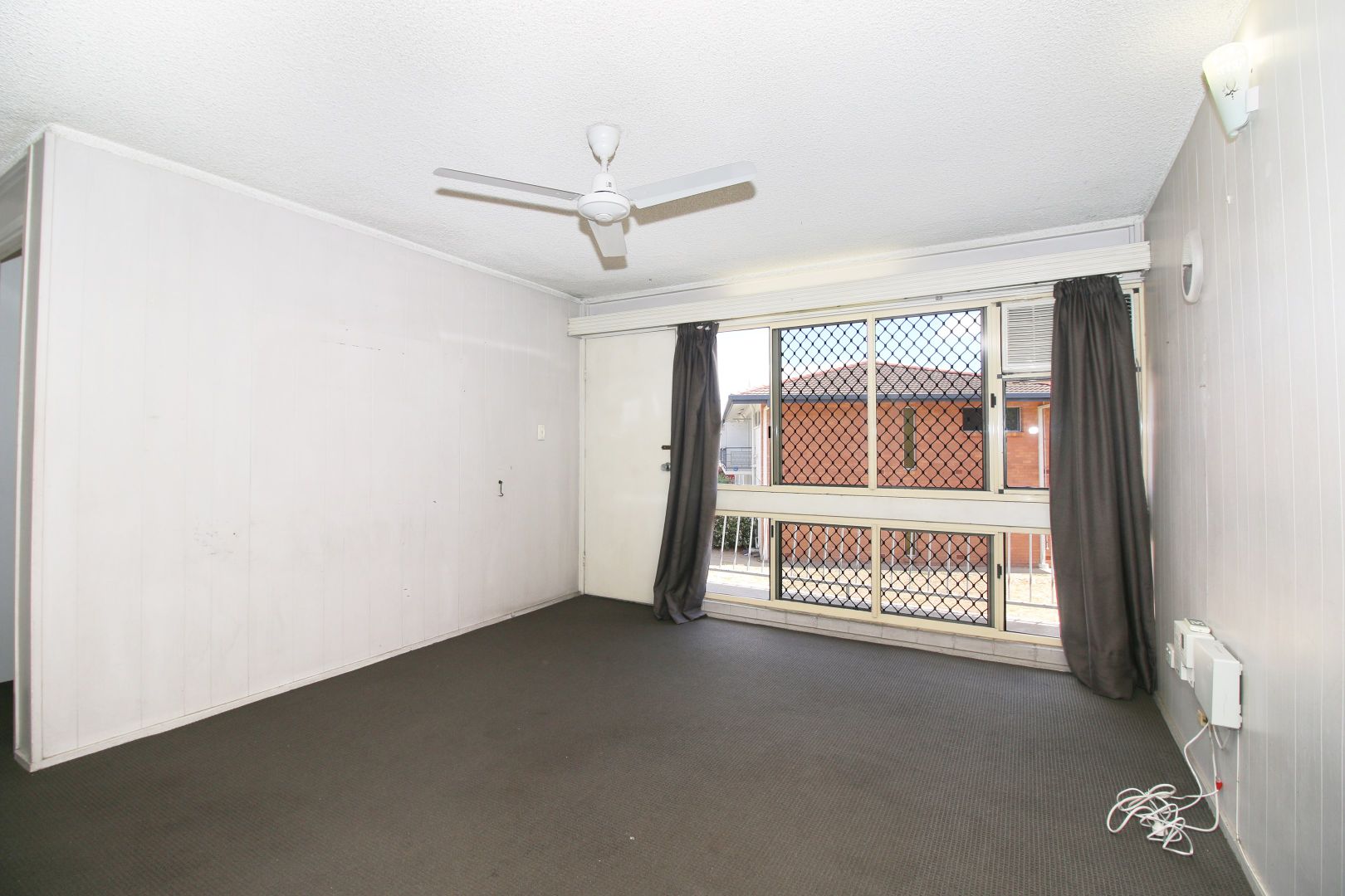 2/6 Albert Street, Cranbrook QLD 4814, Image 2