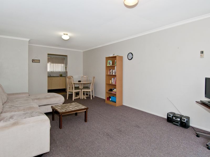 9/39 Fryar Road, EAGLEBY QLD 4207, Image 2