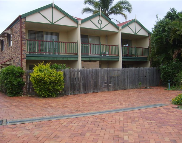 2/4 Avoca Street, Bundaberg West QLD 4670