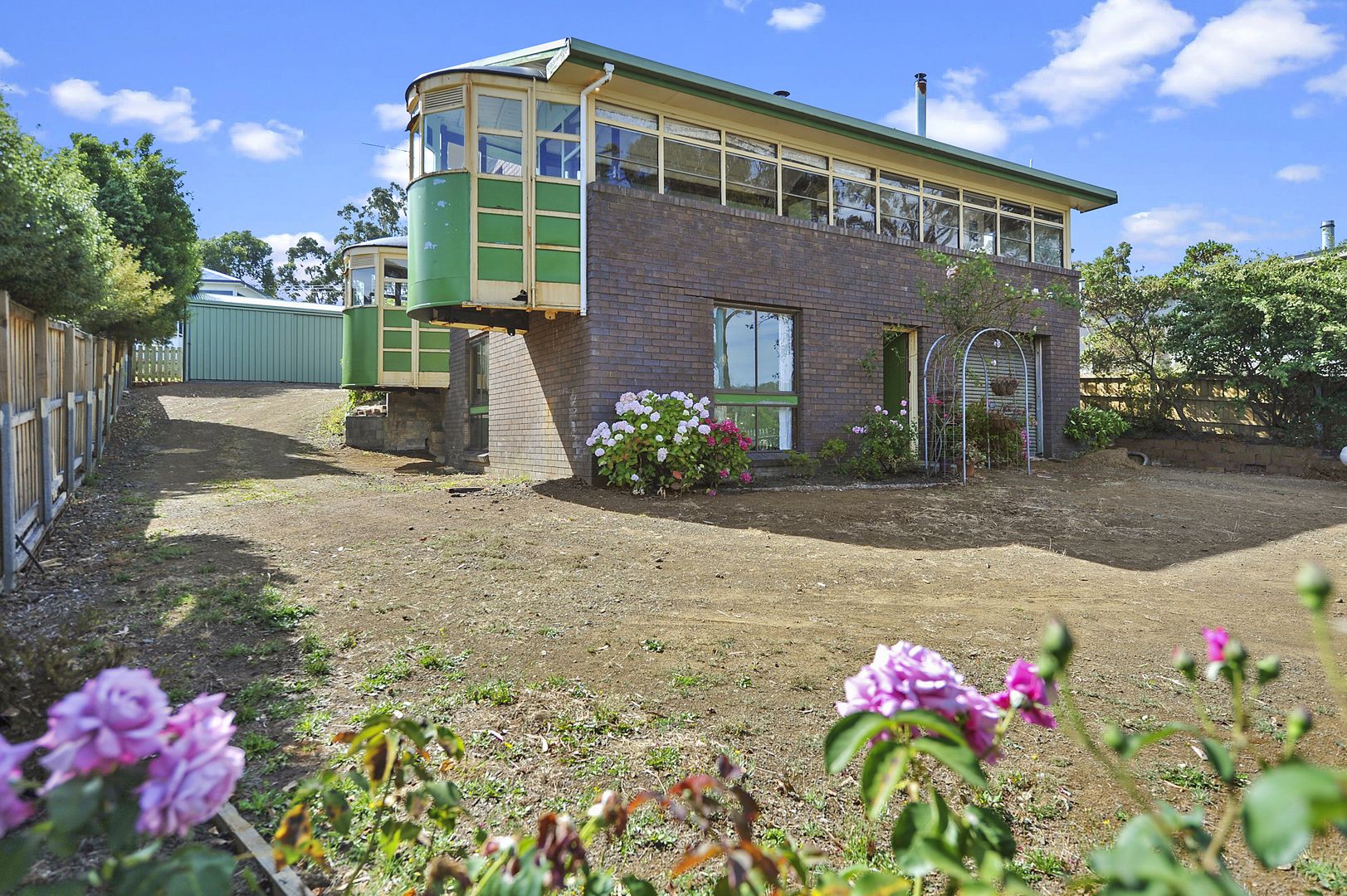 10 Westwood Avenue, Verona Sands Property History & Address Research