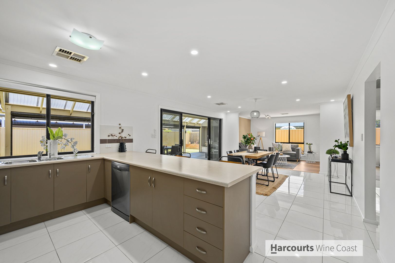 17 Tidal Street, Seaford Meadows SA 5169, Image 2