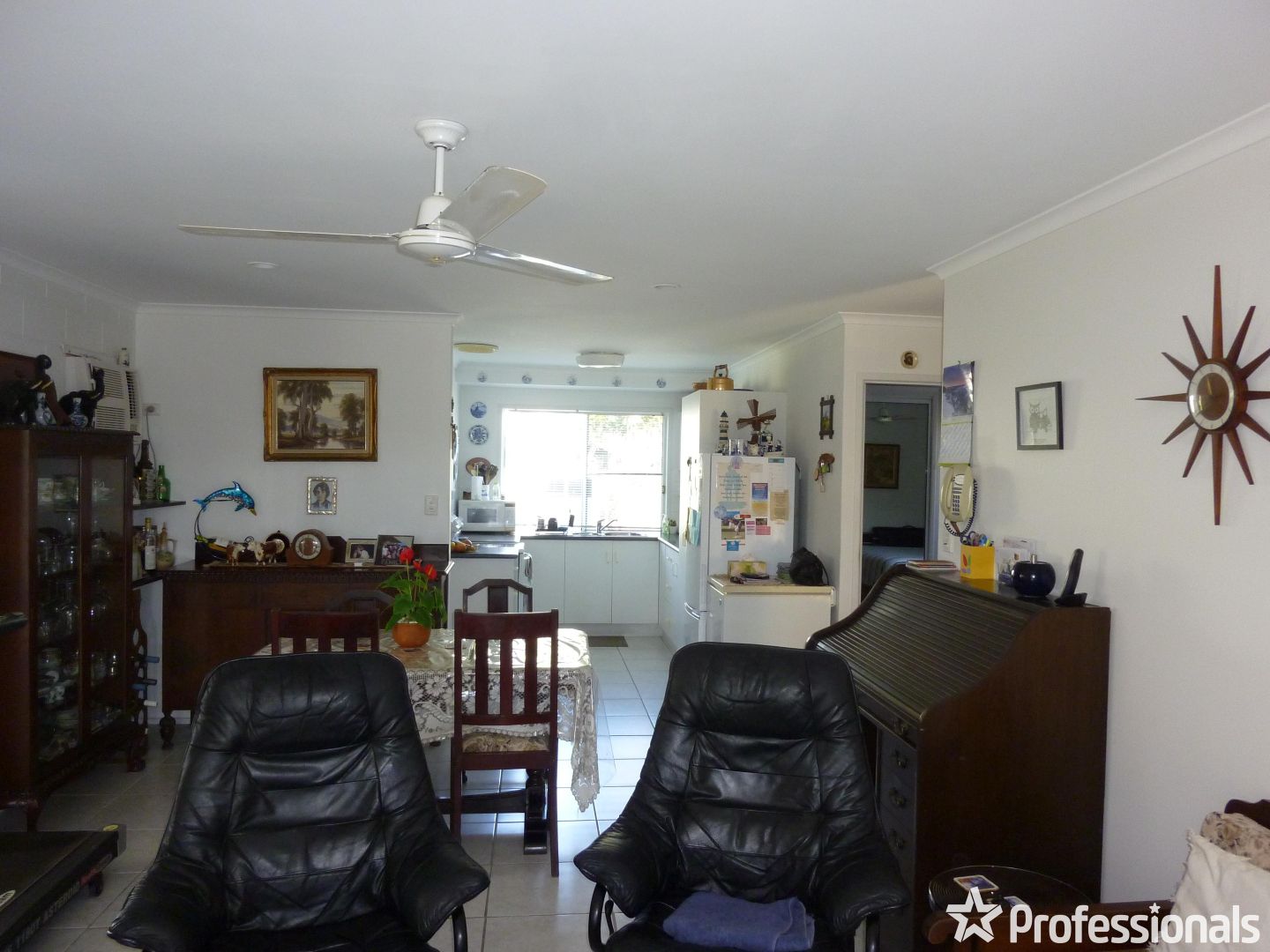 2/3 Jarman Court, Seaforth QLD 4741, Image 2