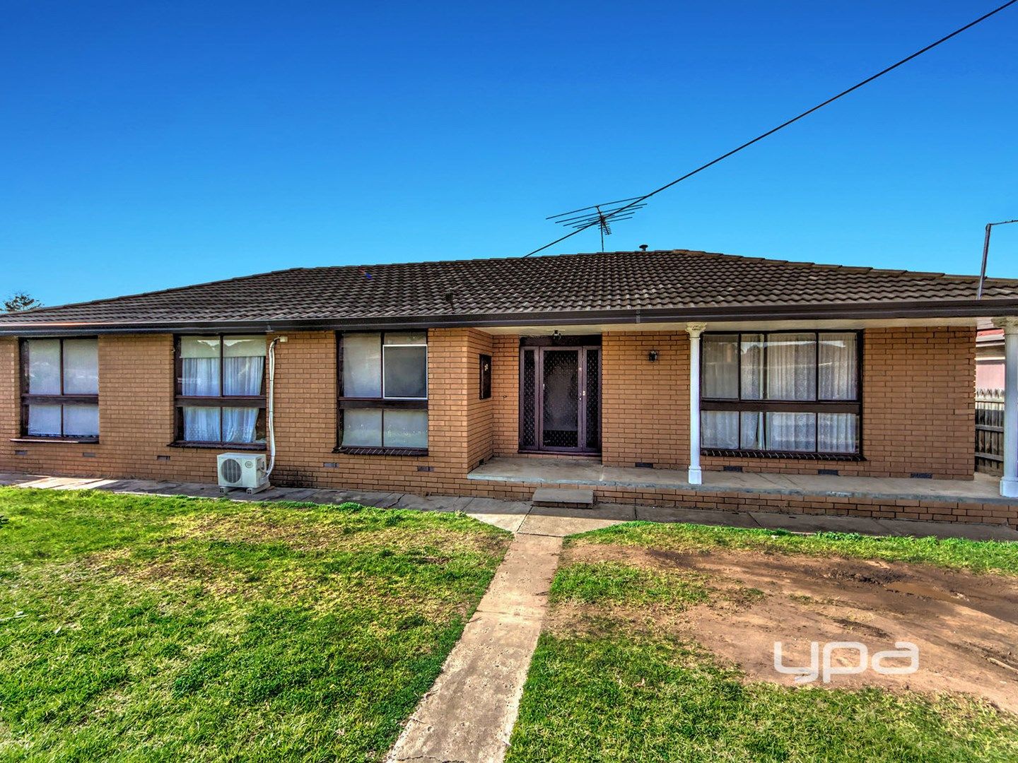 72 Avondale Avenue, St Albans VIC 3021, Image 1