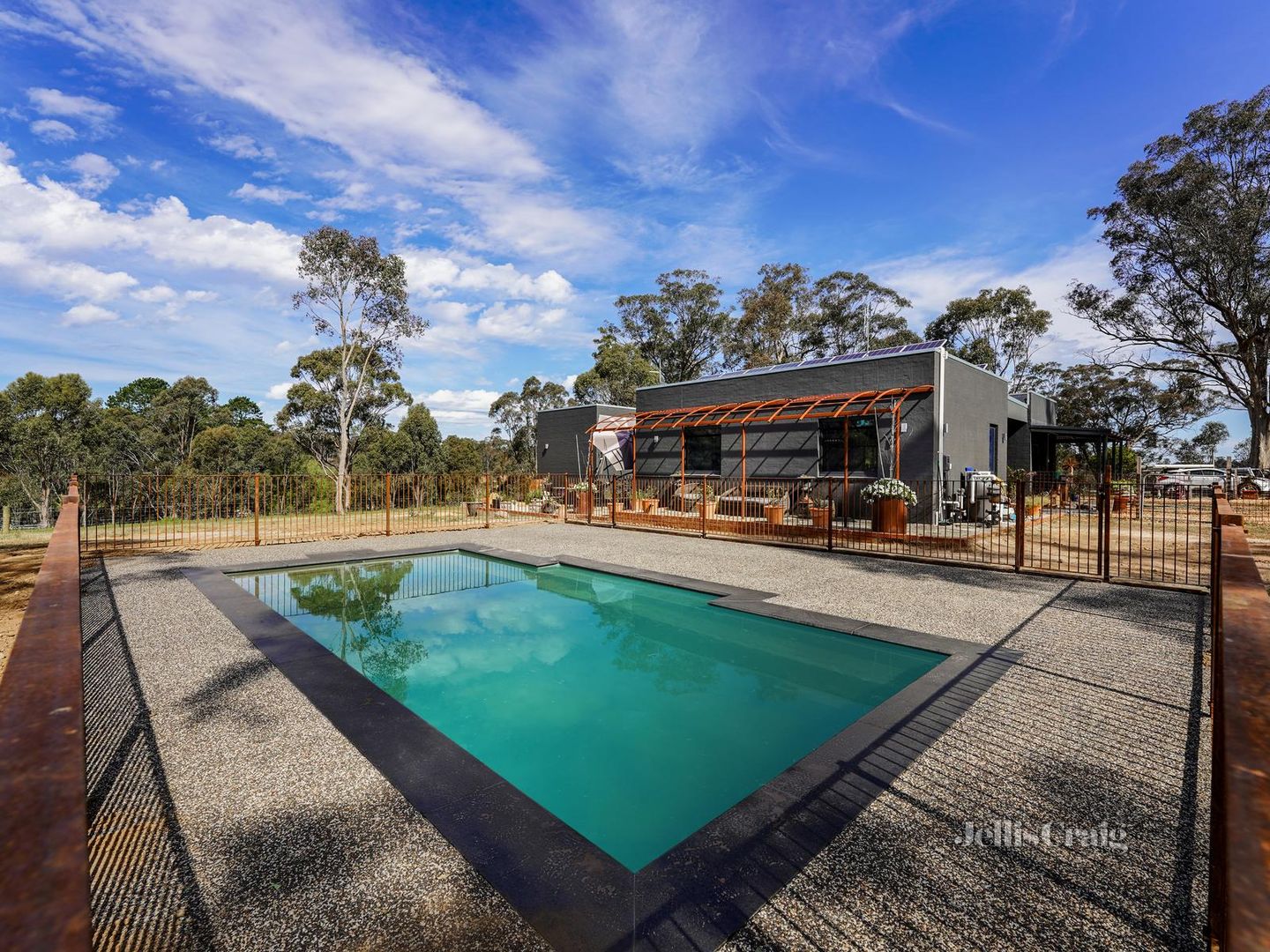 301 Mia Mia Road, Newstead VIC 3462, Image 2