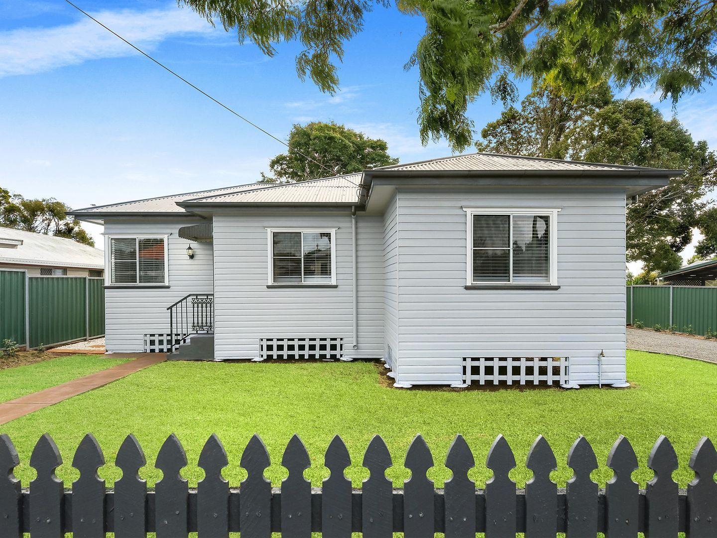 27 Farquharson Street, Harristown QLD 4350