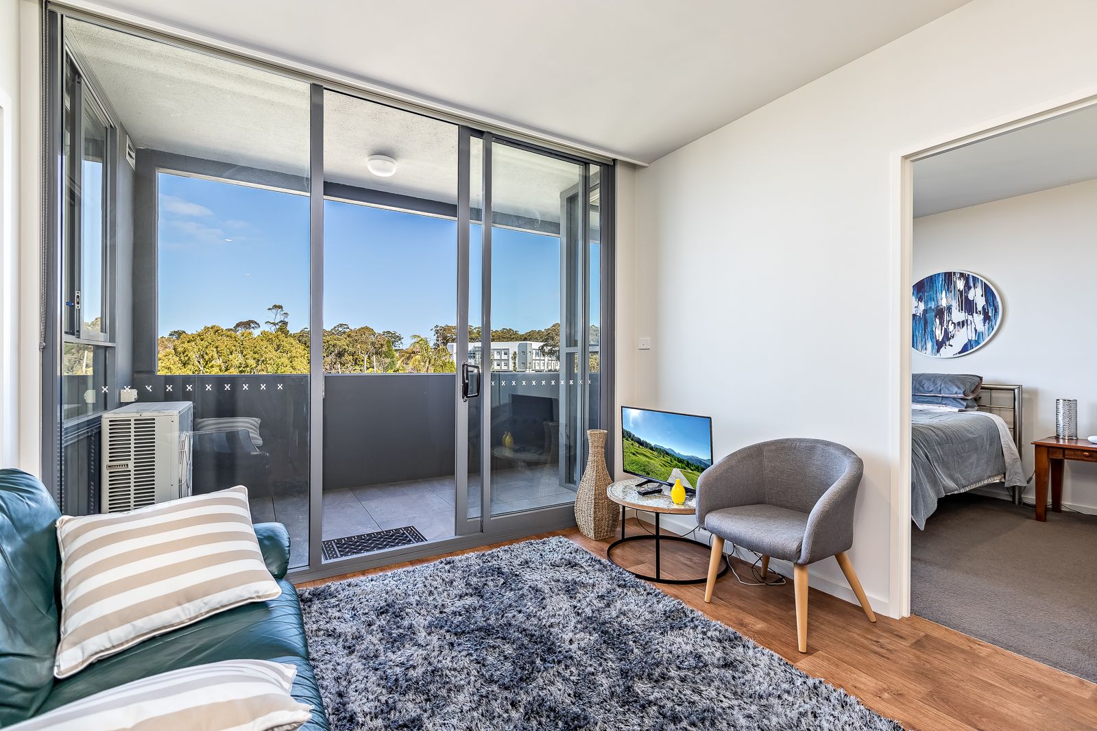 211/6 Charles Street, Charlestown NSW 2290, Image 2