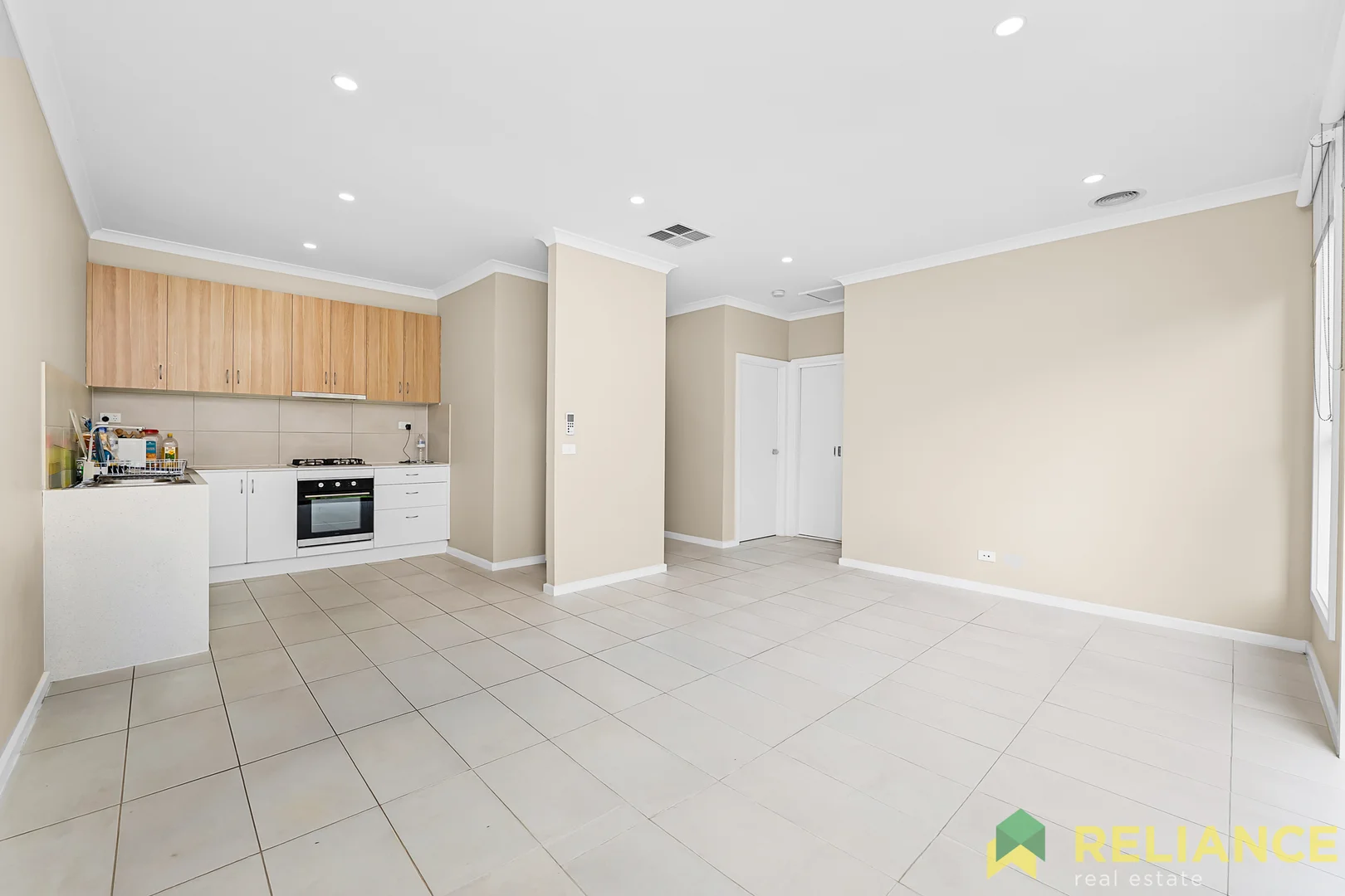 Additional image 5 of 78 Fulham Crescent, Thornhill Park VIC 3335