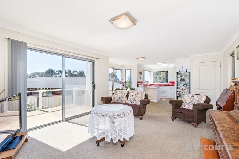 2/2 Gatenby Drive, Miandetta TAS 7310, Image 2