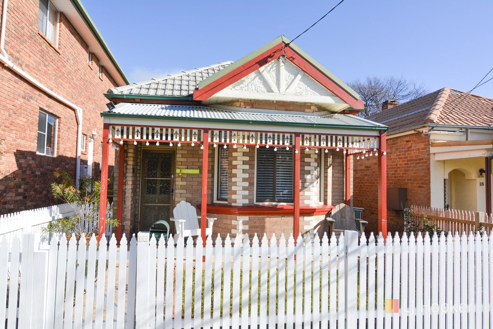 2 bedrooms House in 16 Cupro Street LITHGOW NSW, 2790