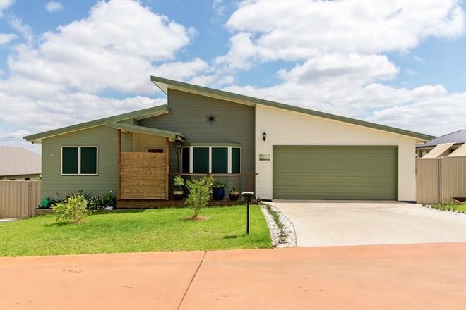 Picture of 10 Lookout Place, ROSENTHAL HEIGHTS QLD 4370