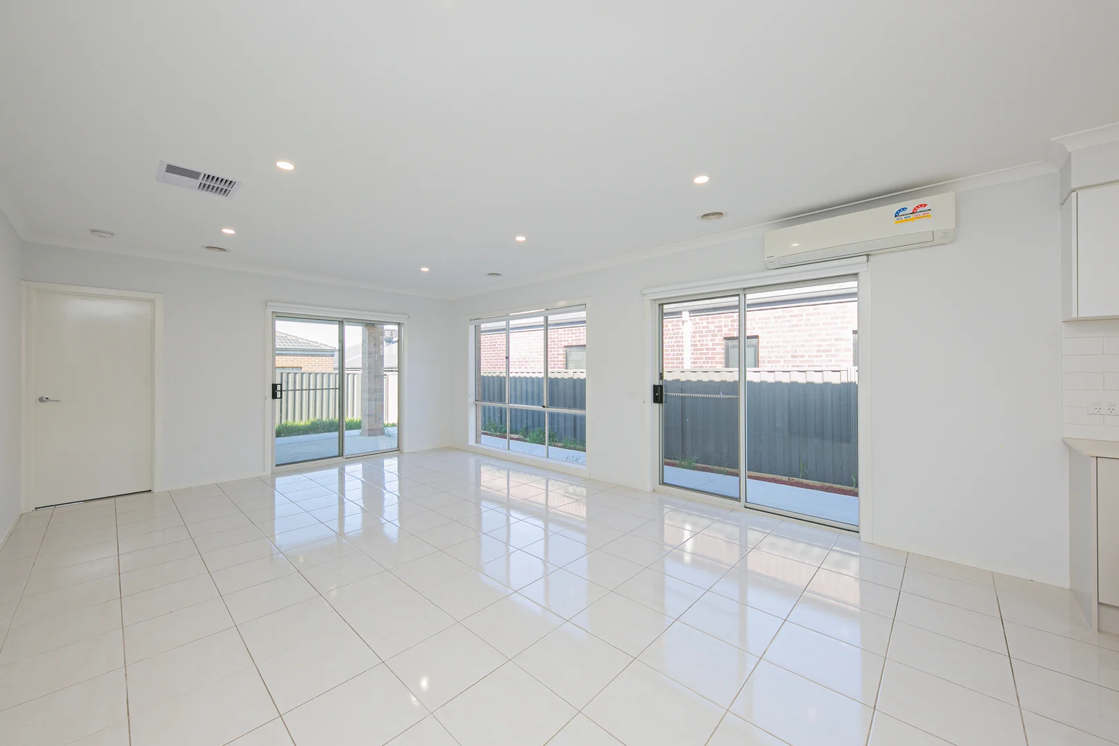 Additional image 2 of 18 Vesna Avenue, Clyde North VIC 3978