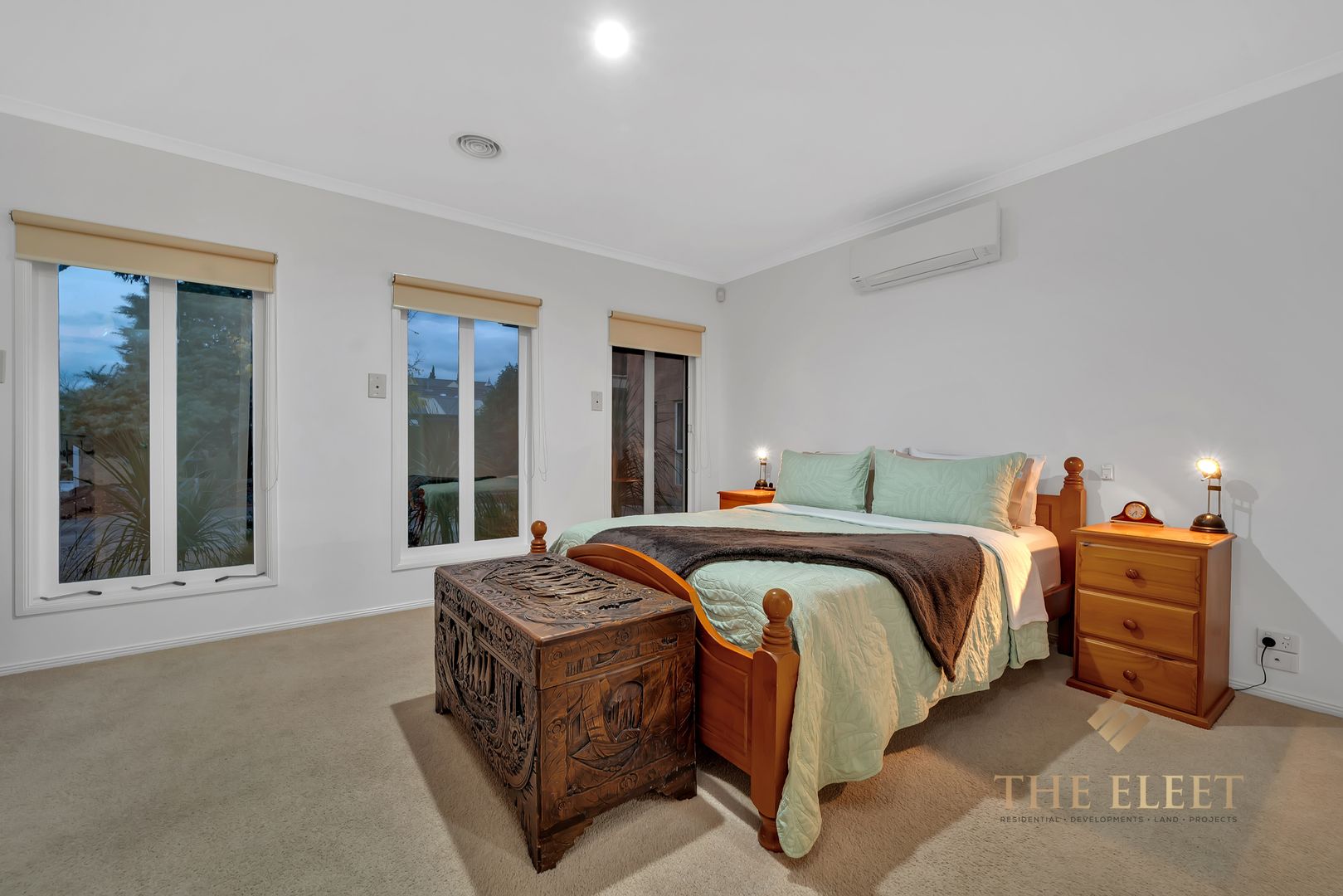 9 Springbank Court, Sanctuary Lakes VIC 3030, Image 2