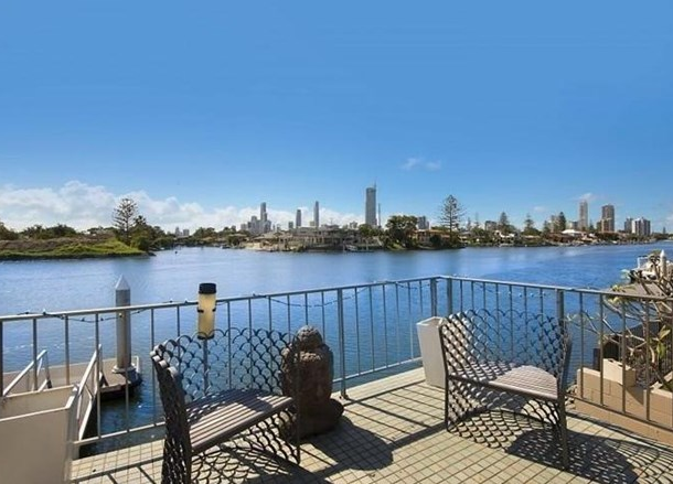 37 Furlong Street, Broadbeach Waters QLD 4218