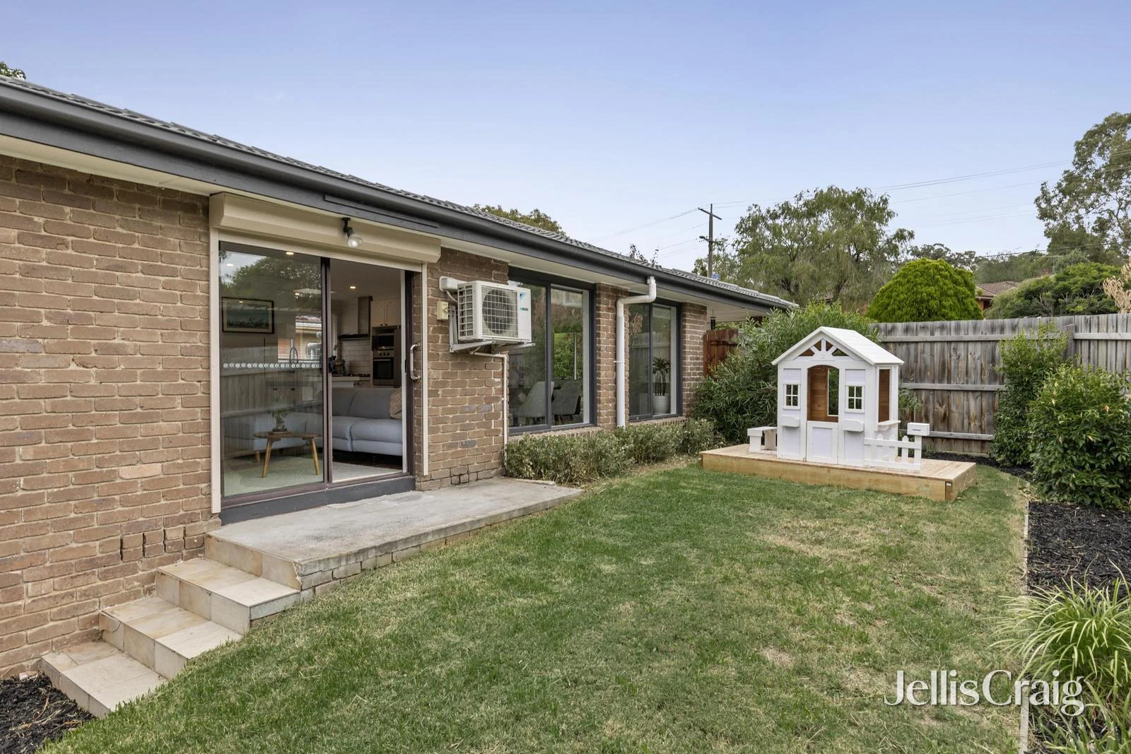 Additional image 10 of 8 Lee-Ann Crescent, Croydon VIC 3136