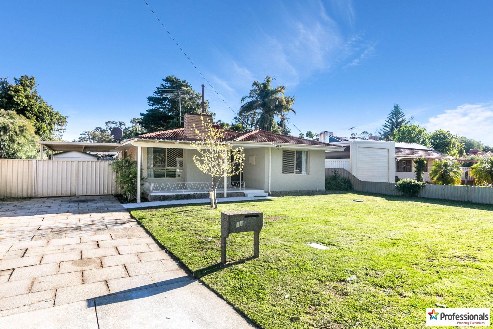 35 Rhodes Crescent, Calista WA 6167, Image 0