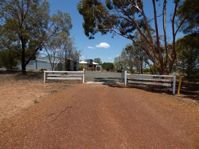 98 Minkadell Road, Euthulla QLD 4455