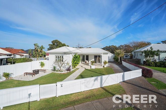 Picture of 2 Leicester Avenue, BELMONT NORTH NSW 2280