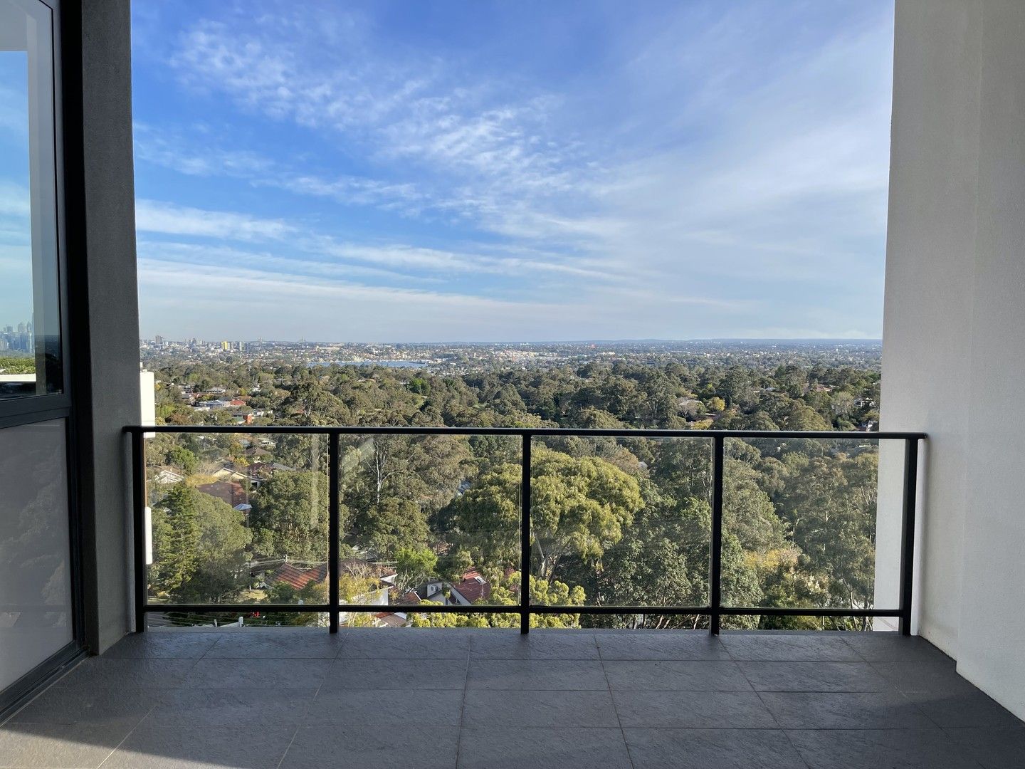 3 bedrooms Apartment / Unit / Flat in 607/9 Mafeking Avenue LANE COVE NSW, 2066