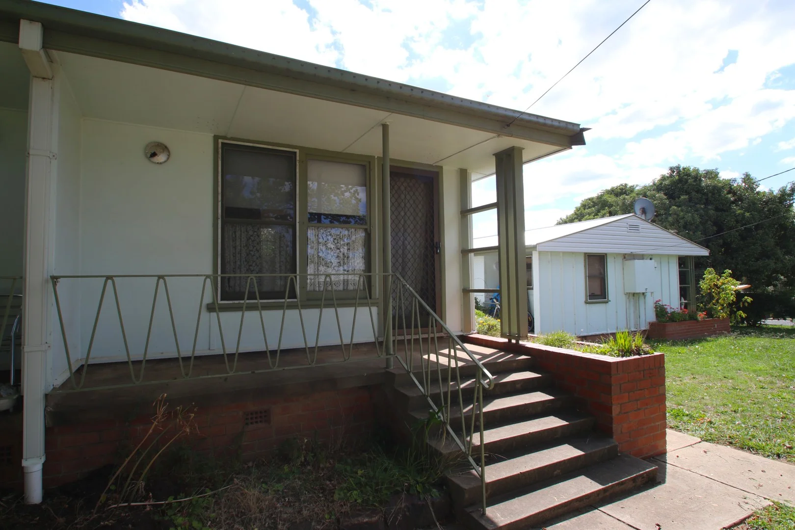 19 Glenroi Avenue, Orange NSW 2800