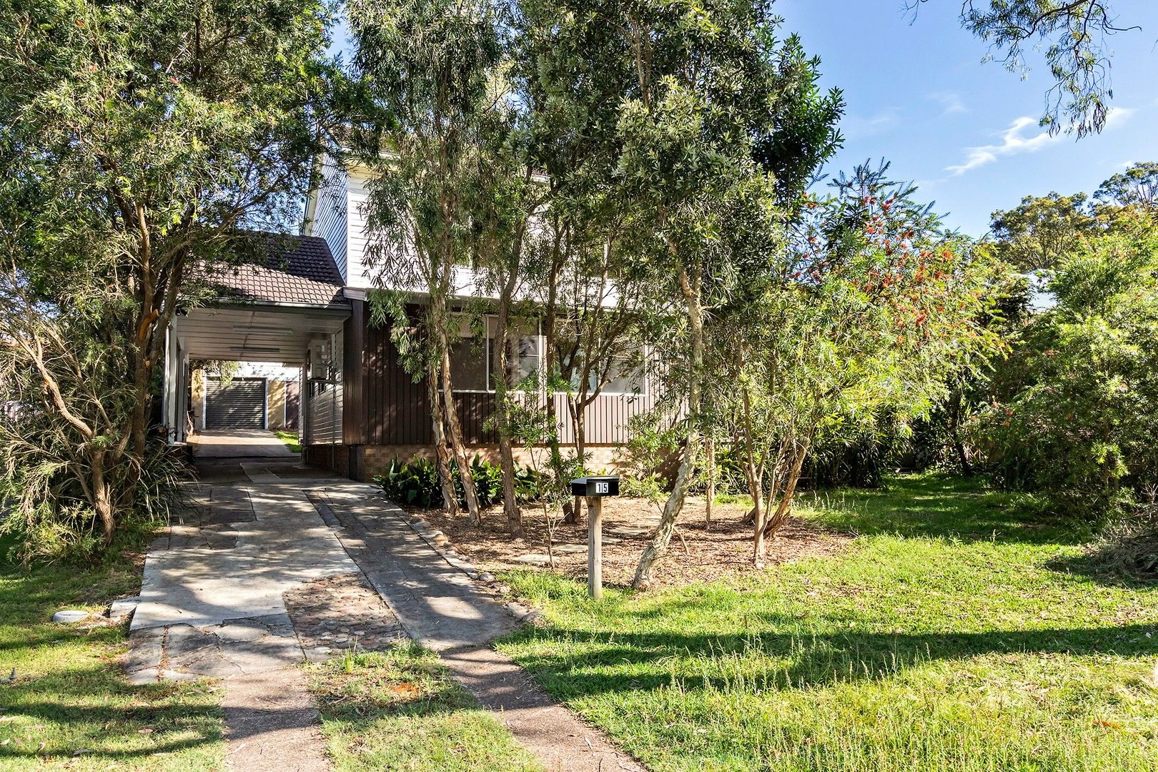 4 bedrooms House in 15 Adelaide Street EAST MAITLAND NSW, 2323