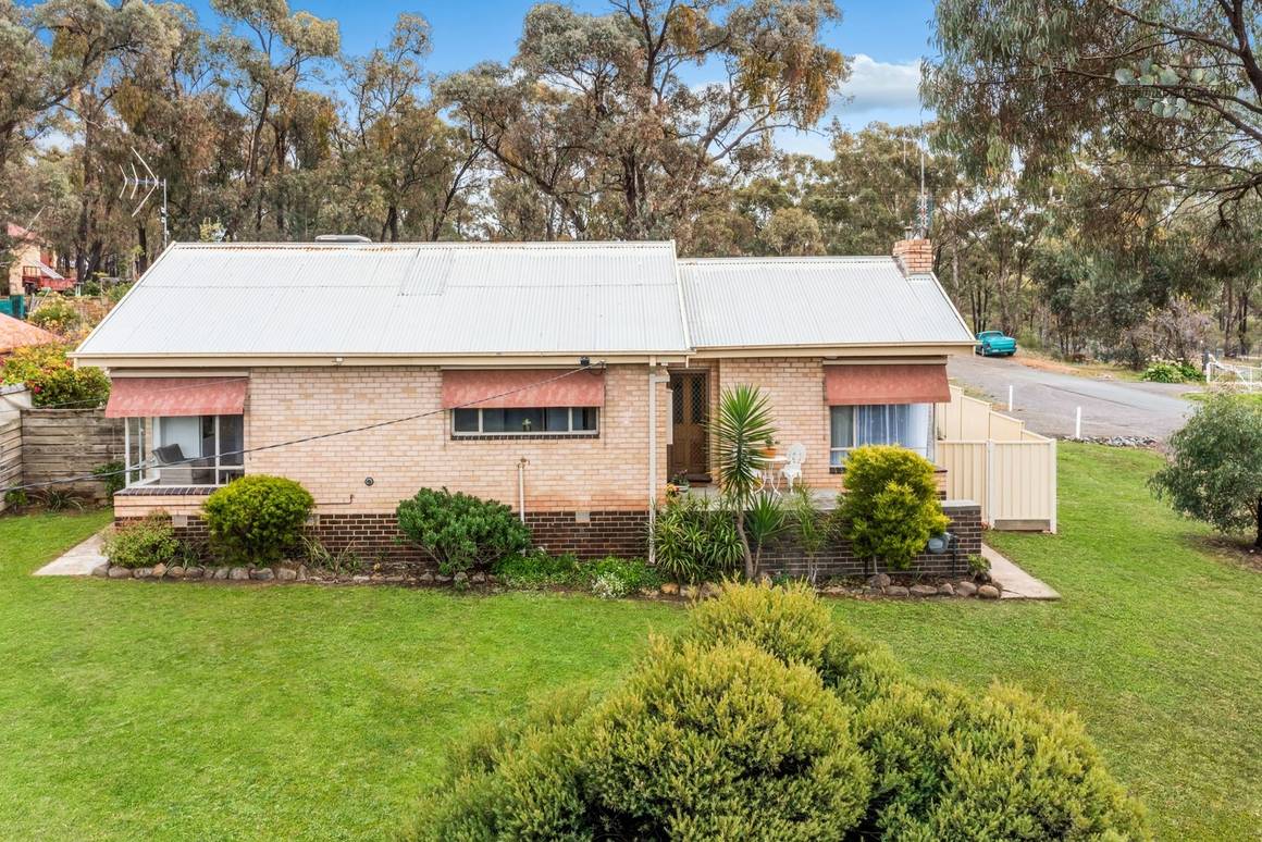 Picture of 128 MacDougall Road, GOLDEN GULLY VIC 3555