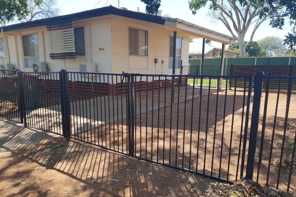 3 bedrooms House in 14 Delacour Drive MOUNT ISA QLD, 4825