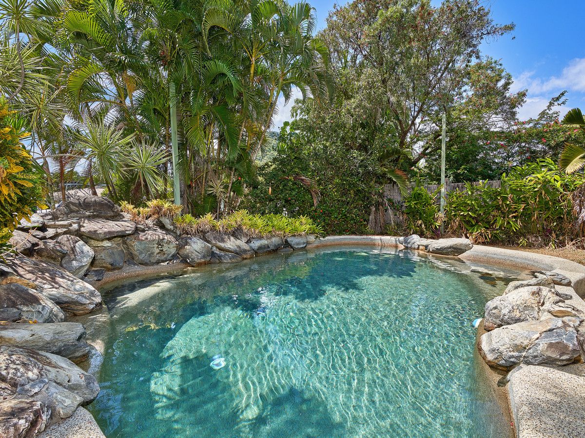 4 Tapini Close, Trinity Beach QLD 4879, Image 0