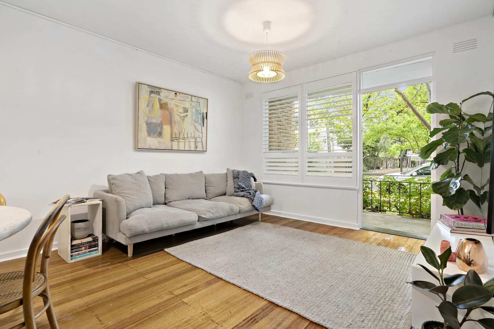 2/9 Cromwell Road, South Yarra VIC 3141, Image 2